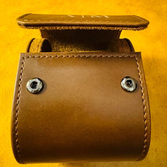 Leather Engraved Personalized Travel Brown Gold Watch Holder Case NEW in Box - Picture 3 of 7